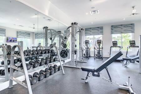 Cute Lakeview 2Br Condo With 2 Clubhouses Kissimmee Luaran gambar